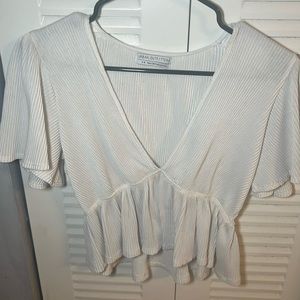 Urban outfitters crop blouse size medium